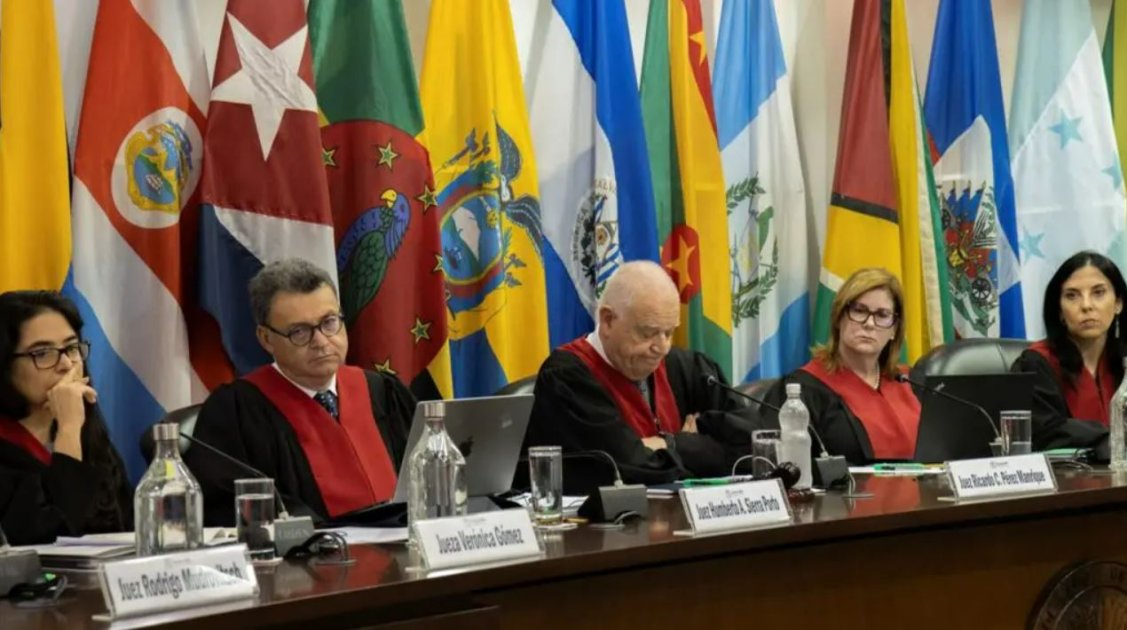 El uso político del "control de convencionalidad". By Max Silva