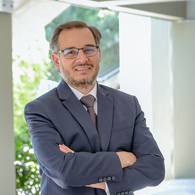 Daniel Ugarte ( Perú)