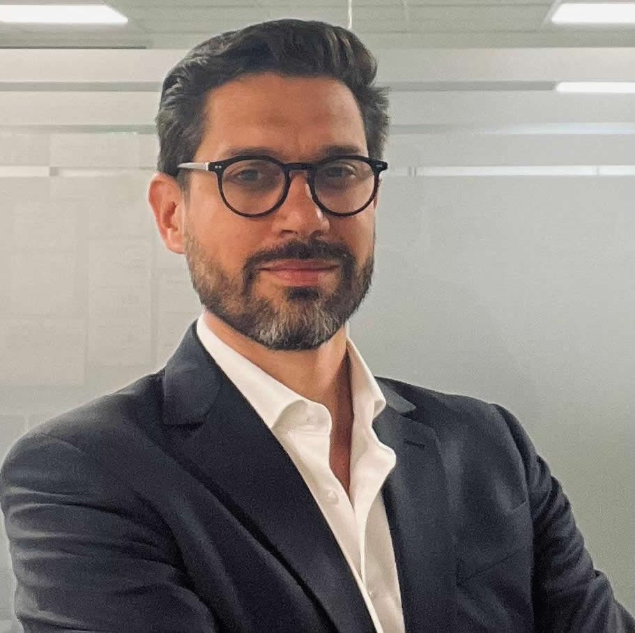 Leonardo L. Pucheta (Argentina)